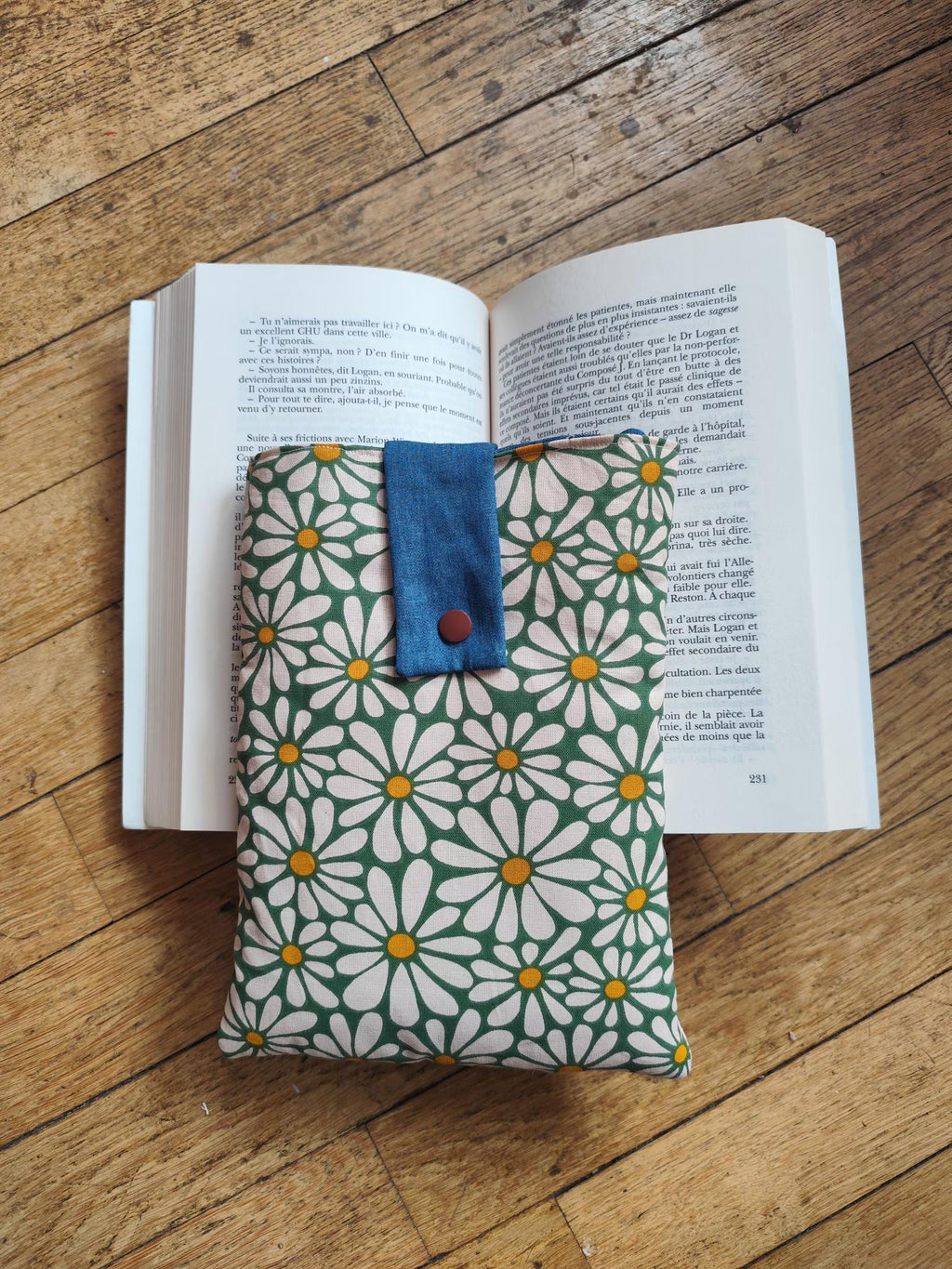 Daisy Book Sleeve – Green Floral & Blue Denim Fabric