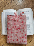 Pochette réversible Sakura – Fleurs de cerisier & bleu Jean