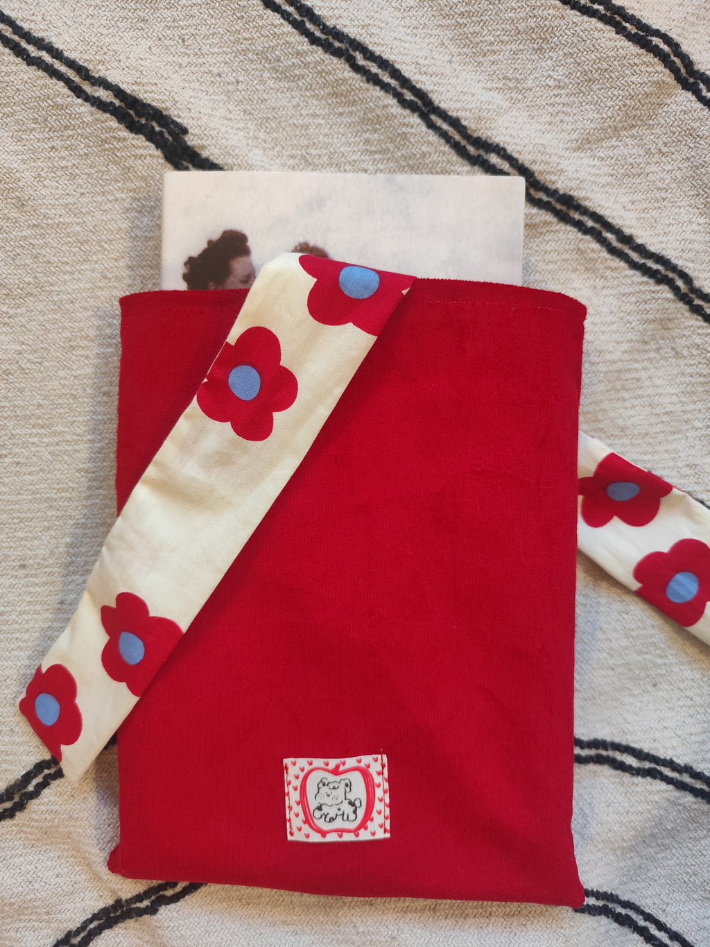 Housse livre & liseuse Coquelicot – Moelleuse réversible